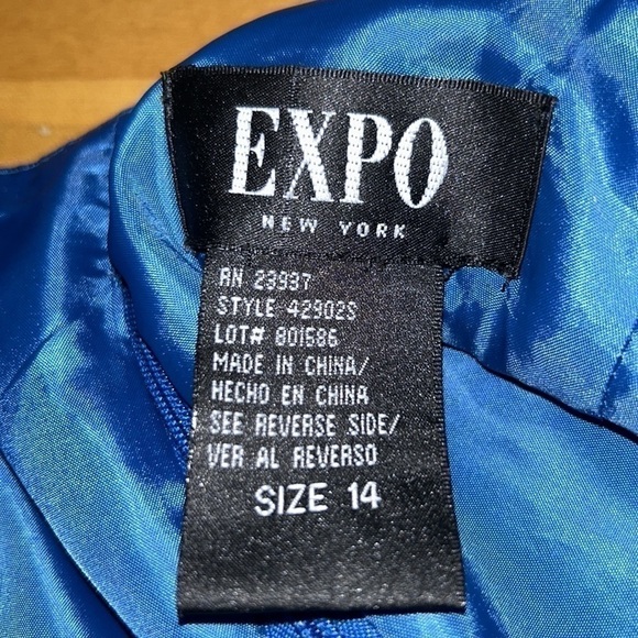 Sapphire Blue Shantung-Style Top – Hidden Back Zipper – Gorgeous! Size 14 - Picture 6 of 6